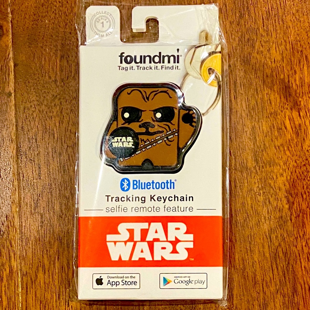 Foundmi new tracking keychain, Chewbacca